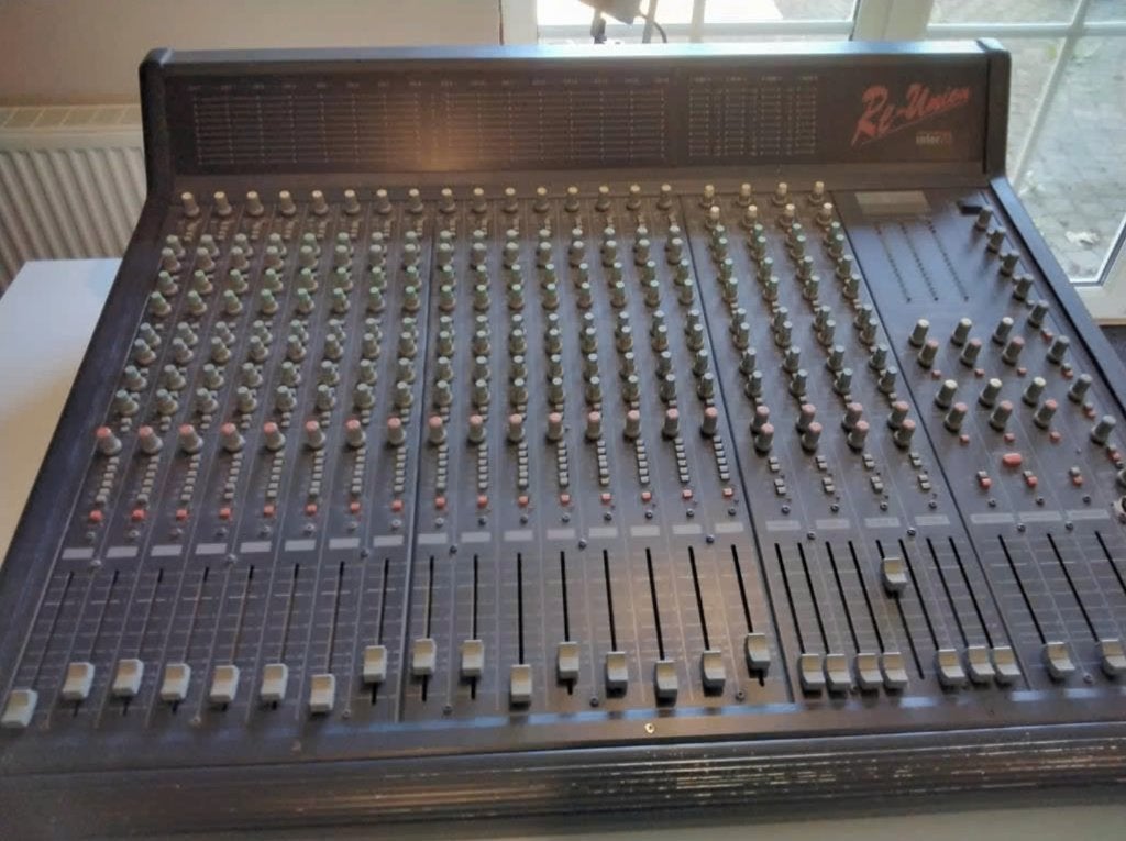 Inter-M RE-1682 mengtafel, Muziek en Instrumenten, Ophalen, Gebruikt, 10 tot 20 kanalen