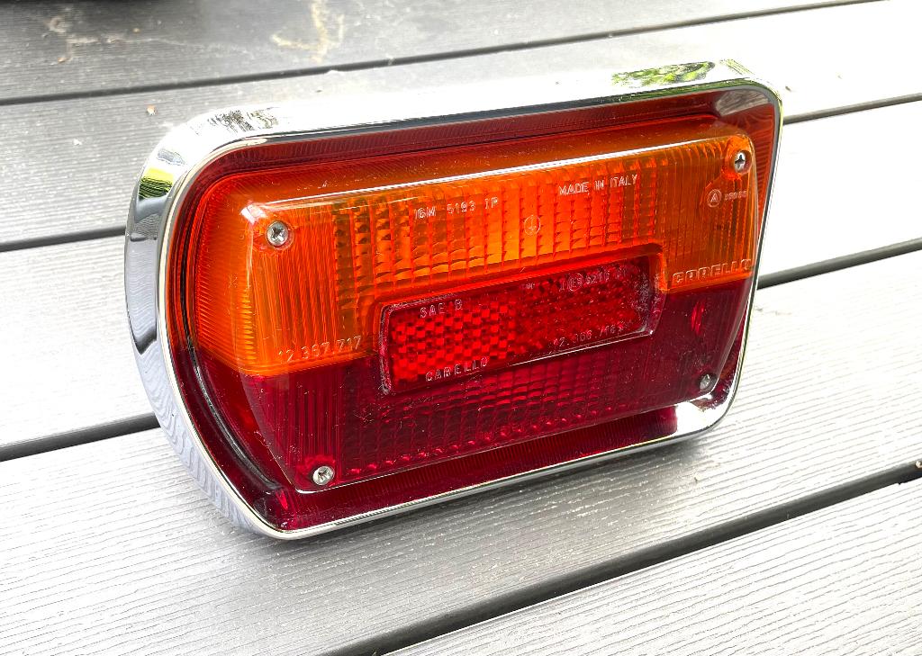 Alfa Romeo Bertone 1750 GTV 1e serie LA licht Carello OEM, Auto-onderdelen, Verlichting, Alfa Romeo, Gebruikt, Ophalen of Verzenden
