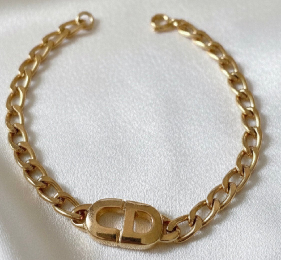 Christian Dior vintage plaque or monogramme CD, Bijoux, Sacs & Beauté, Enlèvement ou Envoi, Comme neuf, Blanc, Or