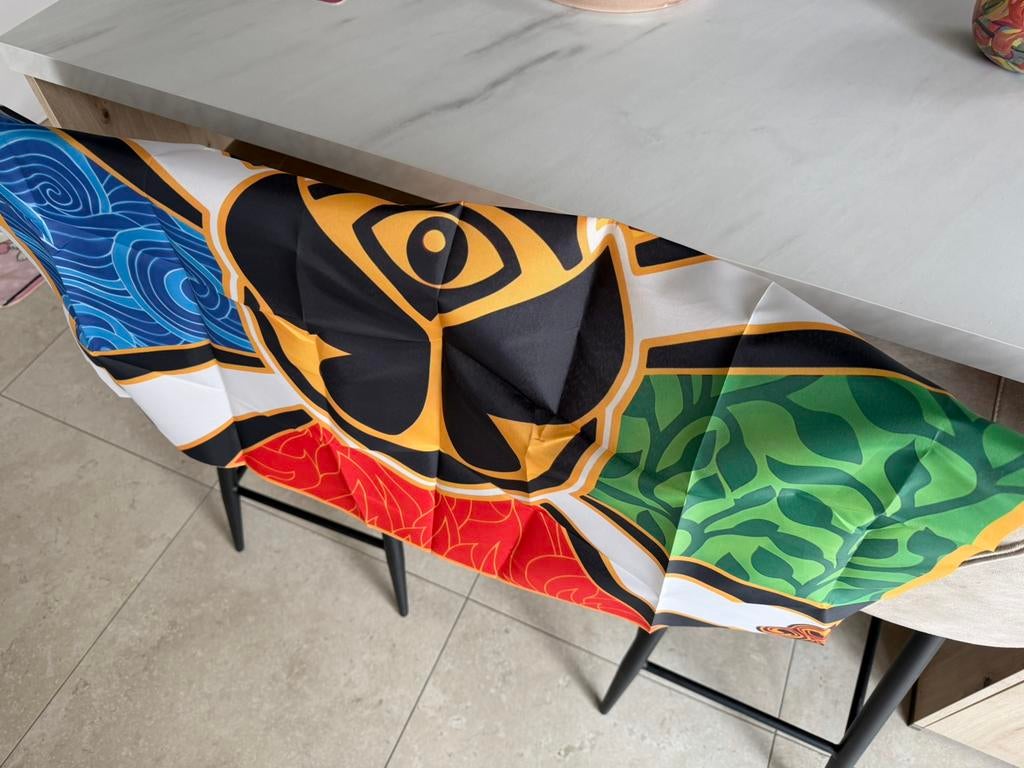 Drapeau Tomorrowland 90 x 50 cm - rétro vintage mancave, Collections, Enlèvement ou Envoi, Neuf, Panneau publicitaire