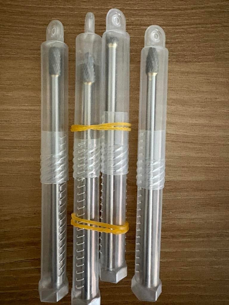 Nagelfrees, Elektronische apparatuur, Ophalen, Nieuw