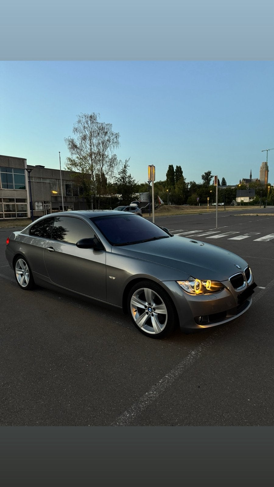BMW 320d coupé prete à immatriculé, Autos, Cuir, Achat, Bluetooth, Boîte manuelle