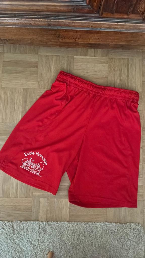 Short gymnastique Ecole Hamaide 10-12, Kinderen en Baby's, Kinderkleding | Maat 140, Ophalen of Verzenden, Zo goed als nieuw, Jongen of Meisje