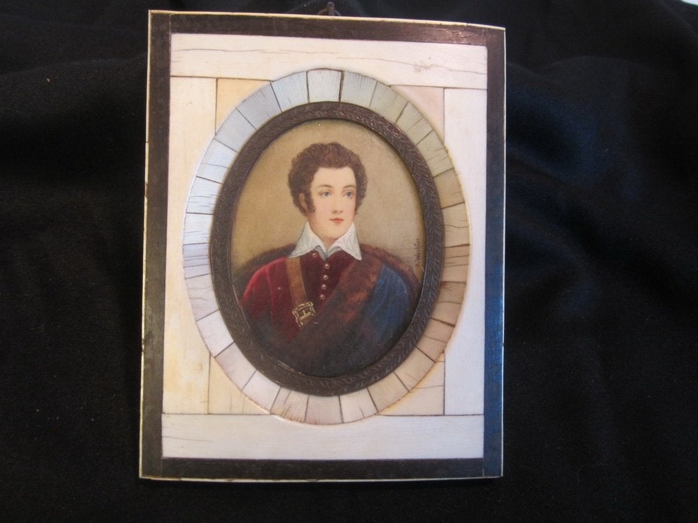 Portrait miniature ancien d'un jeune homme, Antiquités & Art, Envoi