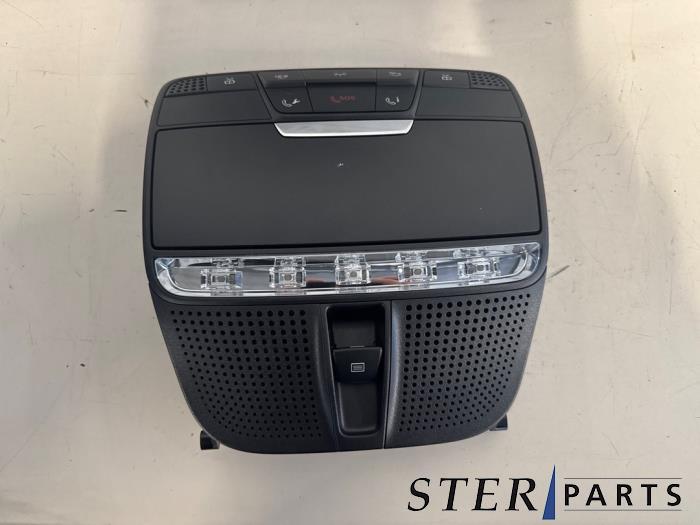 Eclairage intérieur avant d'un Mercedes E-Klasse, 3 mois de garantie, Utilisé, -, -