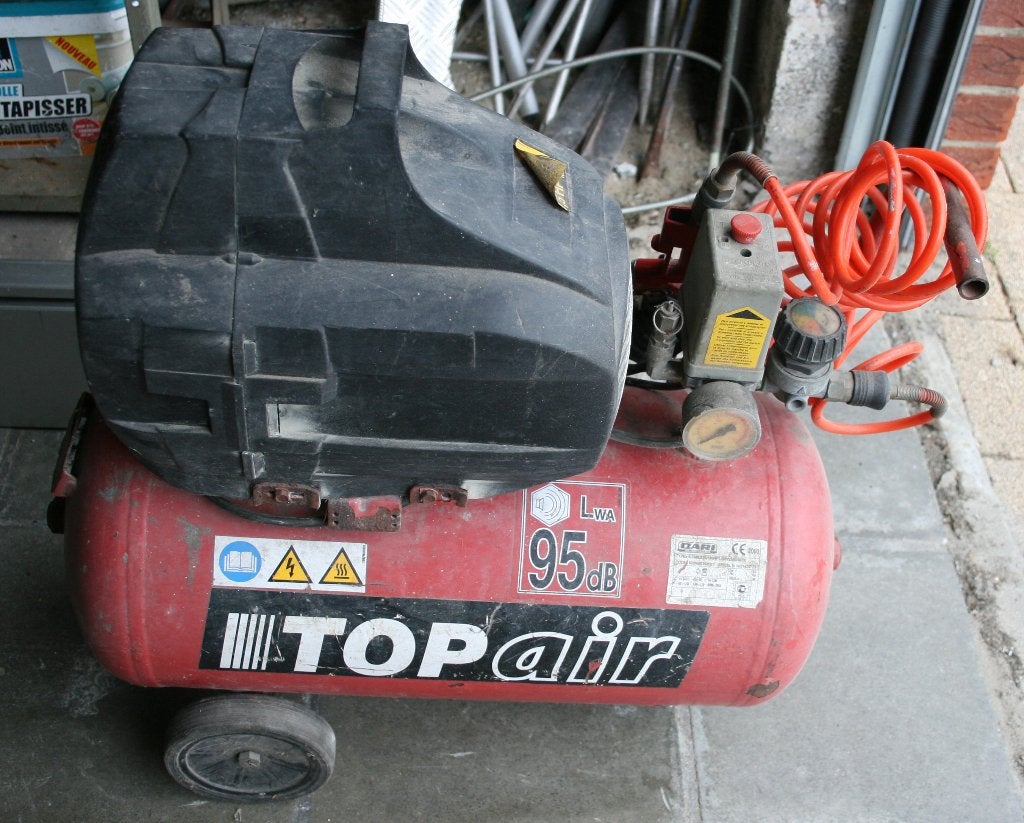 Compresseur d'air TOPair – Cuve 24 L – 8 bars, Enlèvement, Utilisé
