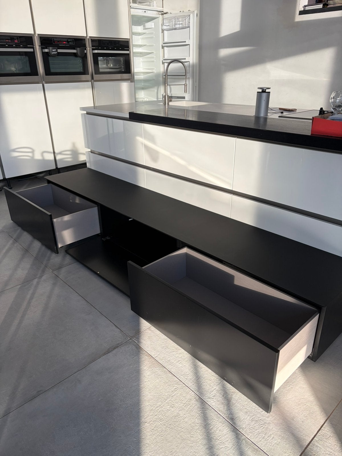 Meuble TV bas - 200€, Maison & Meubles, Enlèvement, Utilisé