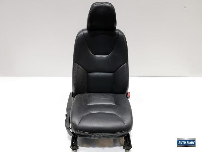 Siège droit d'un Volvo XC70, -, 3 mois de garantie, Utilisé, -