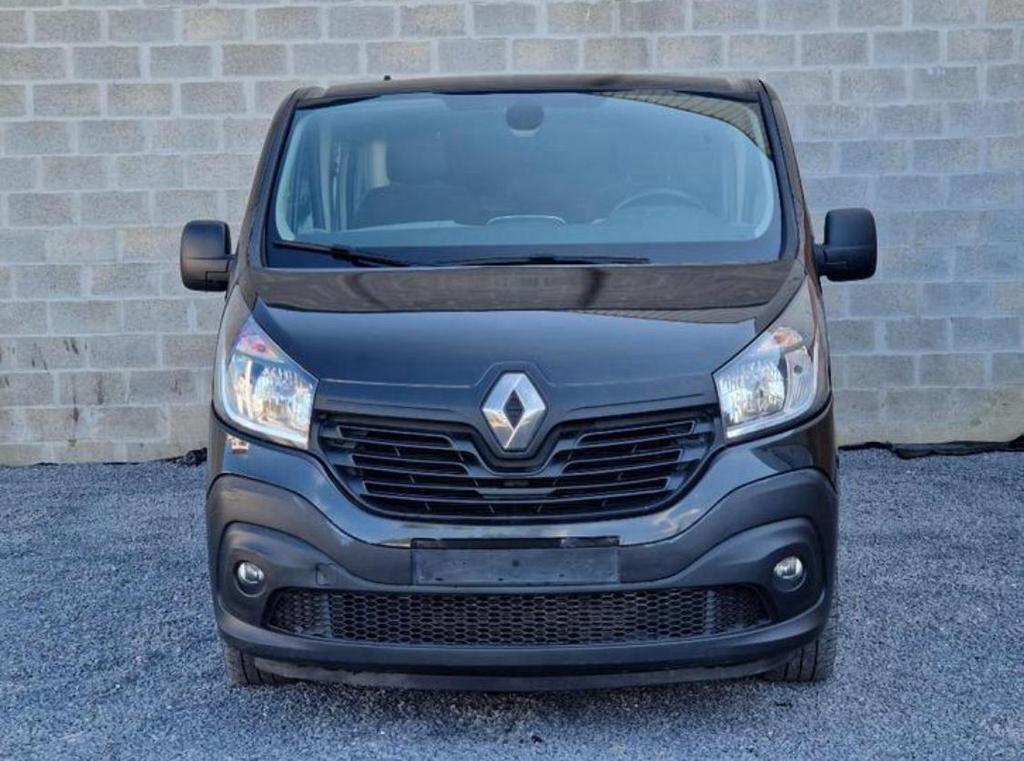 Renault Trafic dCi 145 – 5-zit, Comfortabel & Betrouwbaar, Auto's, Renault, Bedrijf, Cruise Control, Te koop, Handgeschakeld
