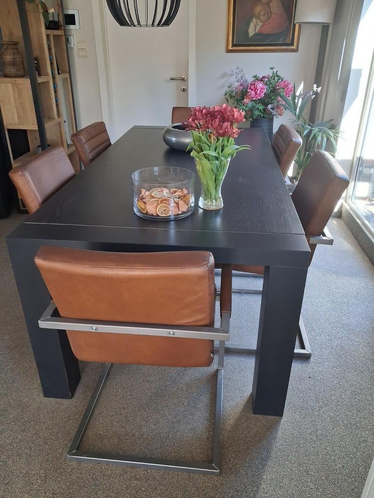 Eiken eettafel, Ophalen