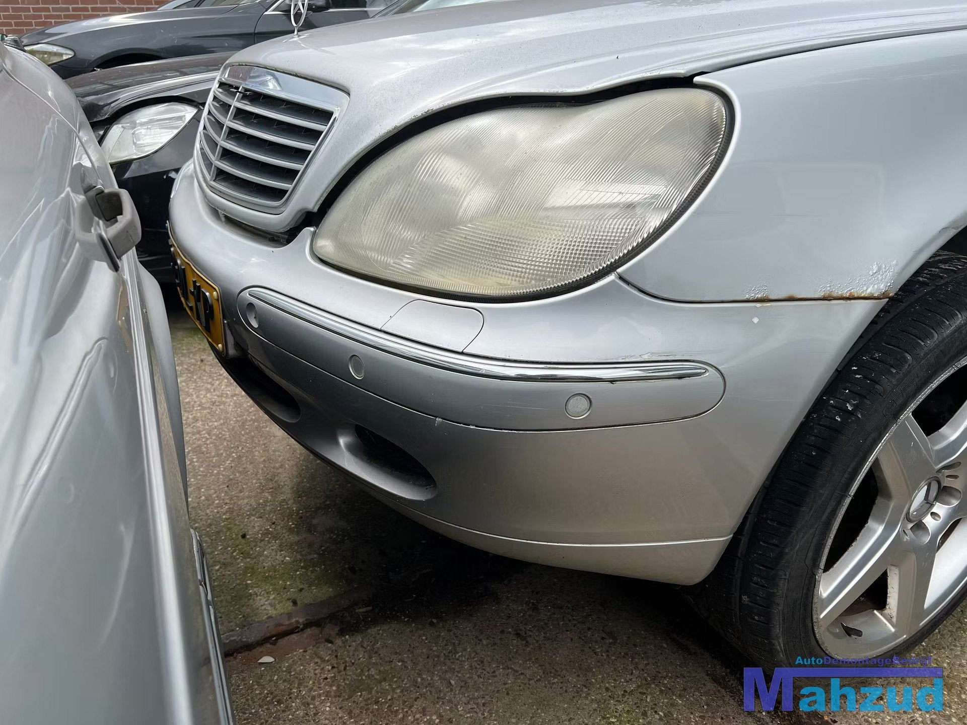 MERCEDES S KLASSE W220 Zilver voorbumper pdc sproeier, Gebruikt, Mercedes-Benz AG, Voor, Mercedes-Benz
