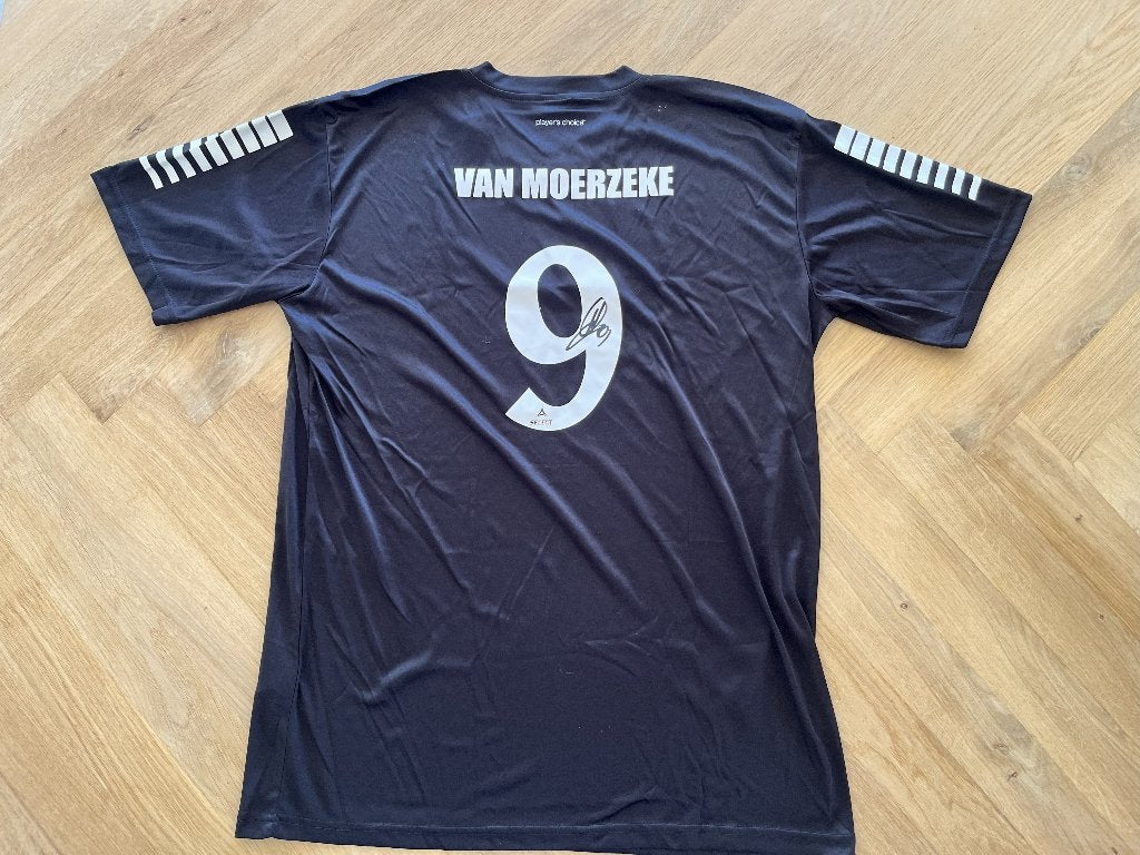 Match-worn shirt Gil Van Moerzeke LM galamatch - gesigneerd, Sport en Fitness, Maat XL, Ophalen, Zo goed als nieuw, Shirt
