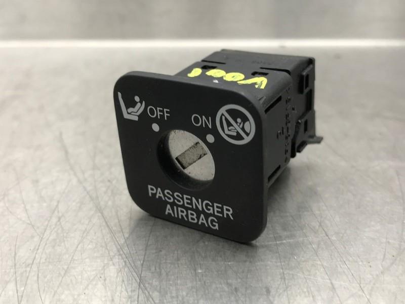 AIRBAGSLOT Toyota Auris (E15) (01-2006/09-2012), Gebruikt, Toyota