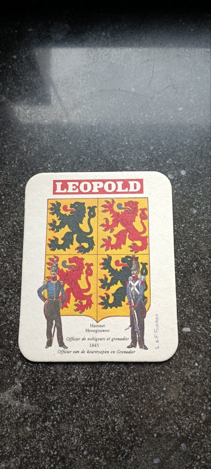 Oud bierviltjes Leopold, Verzamelen, Biermerken, Ophalen of Verzenden