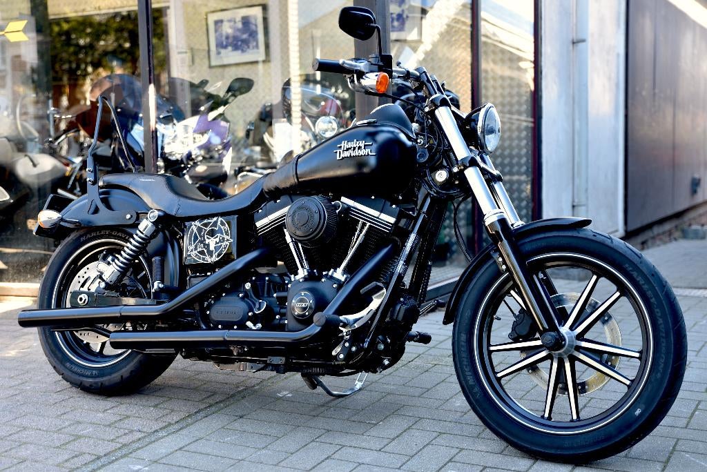 HARLEY DAVIDSON 103 STREET BOB LIMITED ***MOTOVERTE.BE***, 2 cilinders, 1690 cc, Chopper, Gebruikt