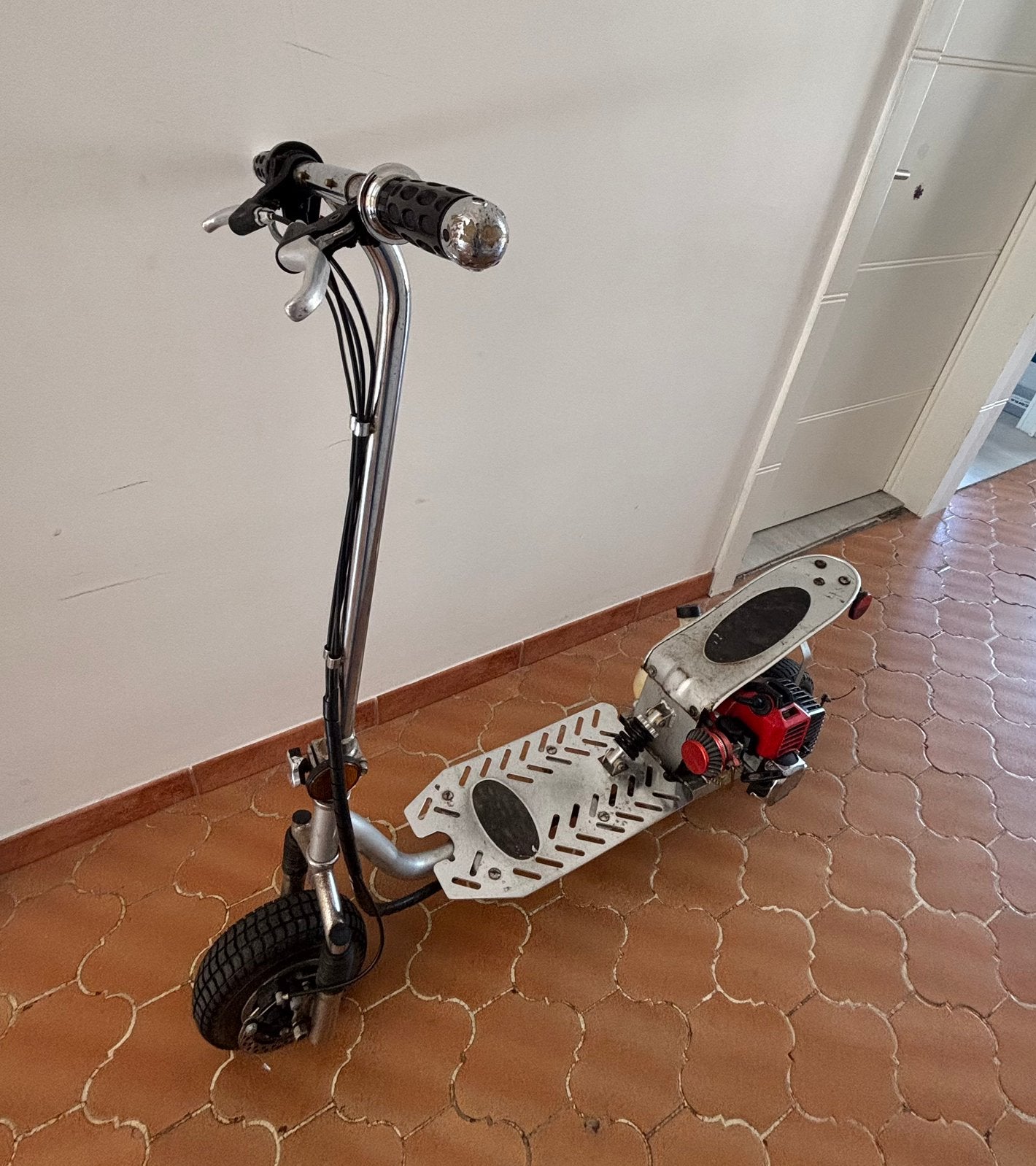Trottinette à essence, Enlèvement, Comme neuf