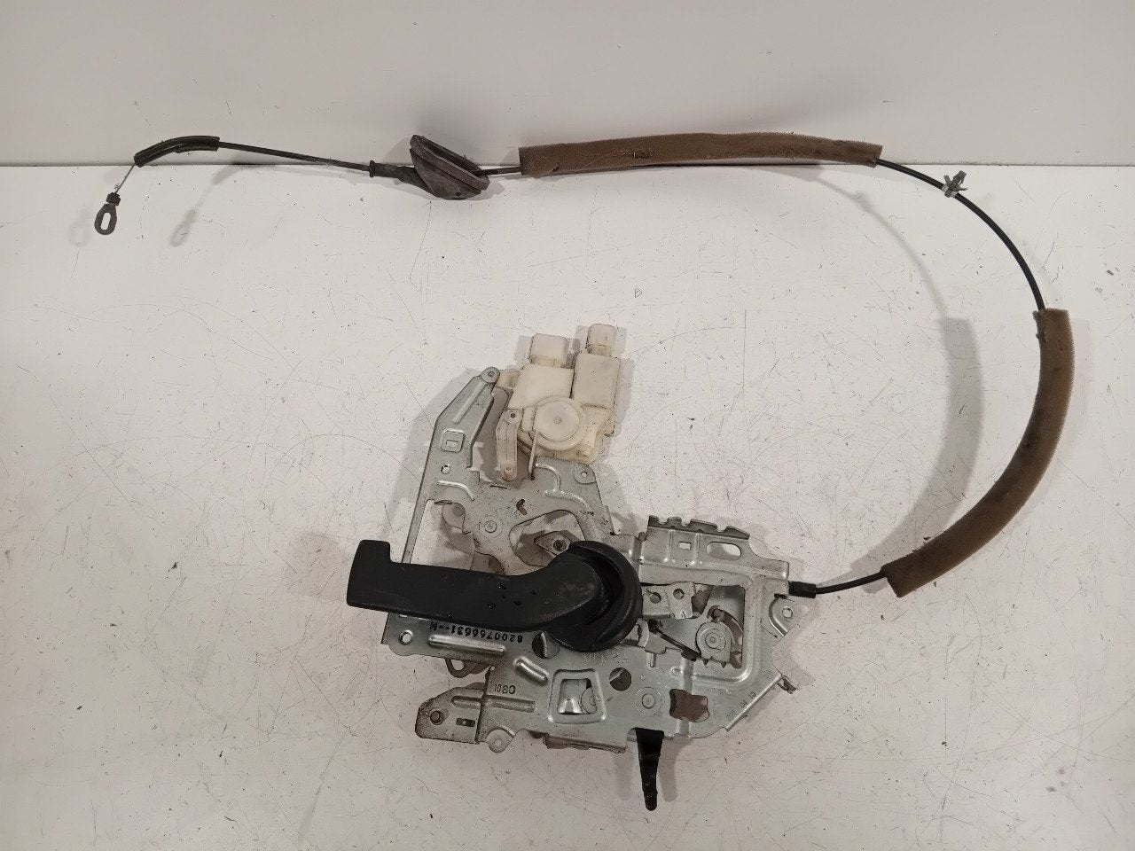 Slotvanger Renault Master, Onderdelen@venauto.nl, Van der Ven Autorecycling B.V., Gebruikt, Ettenseweg 76, 4706 PB Roosendaal, The Netherlands