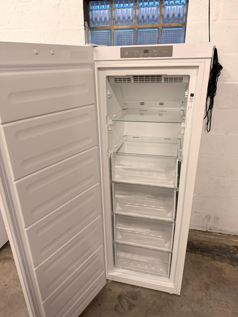 Congélateur Whirlpool No Frost en très bon état, Enlèvement, Comme neuf, Congélateur
