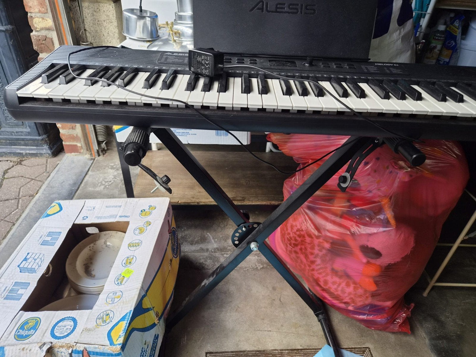 synthétiseur sur pied, Musique & Instruments, Enlèvement
