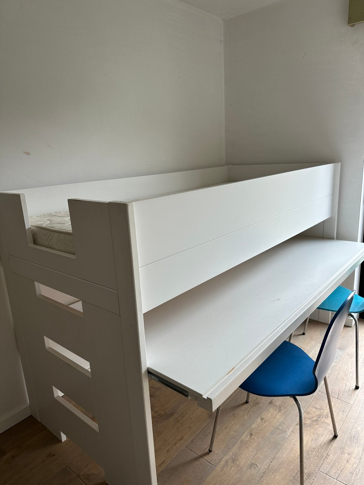 hoogslaper met bureau lattenbodem en matras, Ophalen, Gebruikt, Hoogslaper
