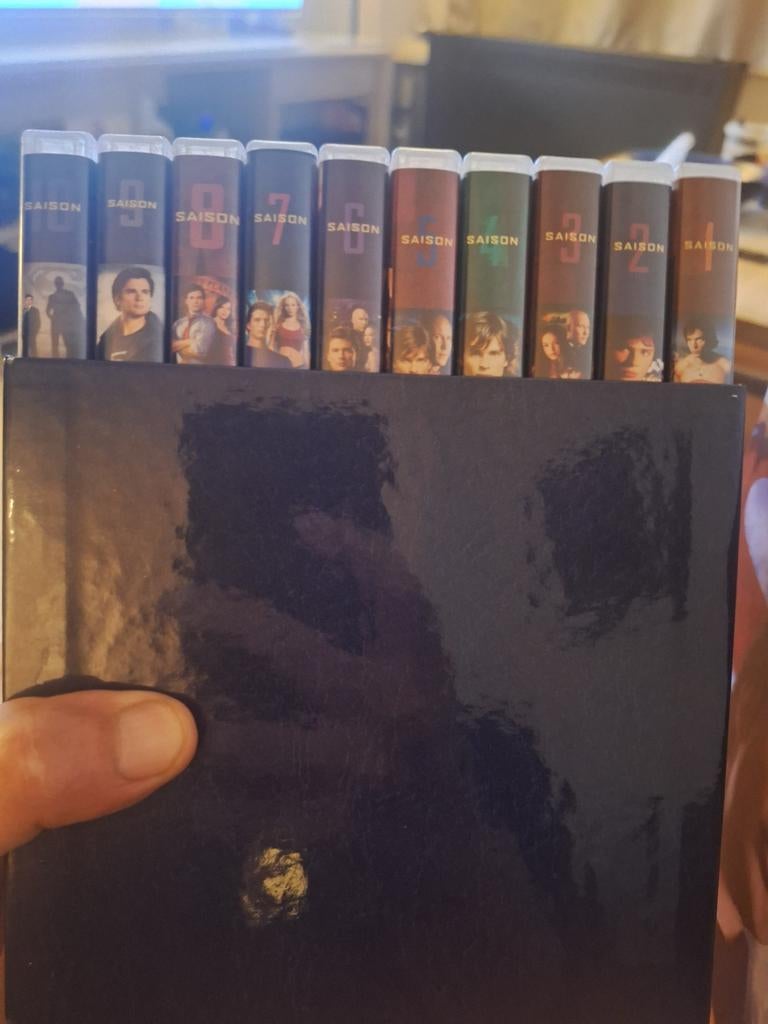 DVD BOX VOLLEDIG SMALLVILLE, Cd's en Dvd's, Ophalen, Zo goed als nieuw, Actie en Avontuur