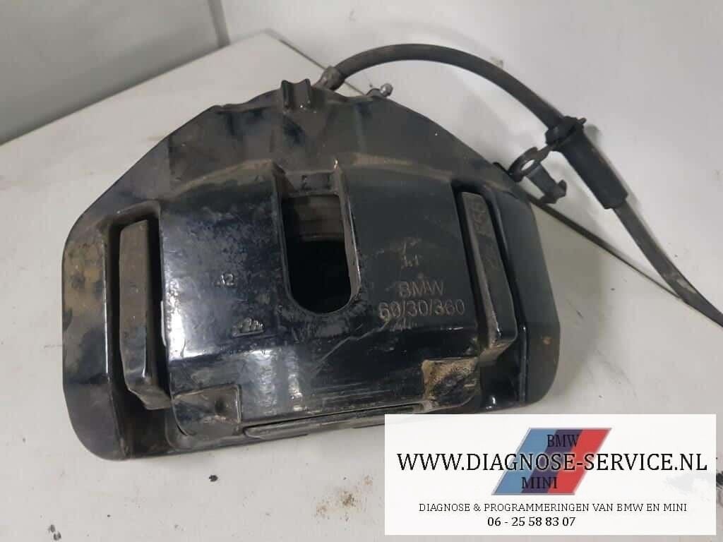 BMW M3 E90 E92 E93 remklauw rechts voor 60/30/360, -, Utilisé, -, Enlèvement ou Envoi
