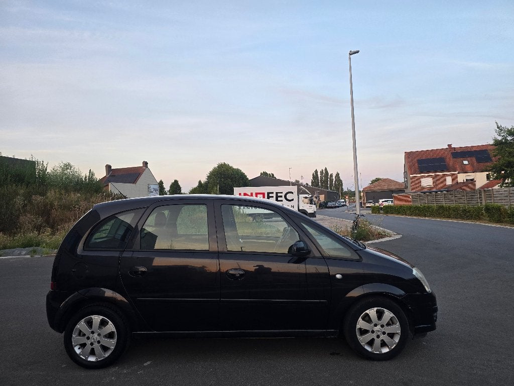 Opel Meriva 1.7cdti - 218 000km - 04/2009, Auto's, Voorwielaandrijving, 4 deurs, Stof, Zwart