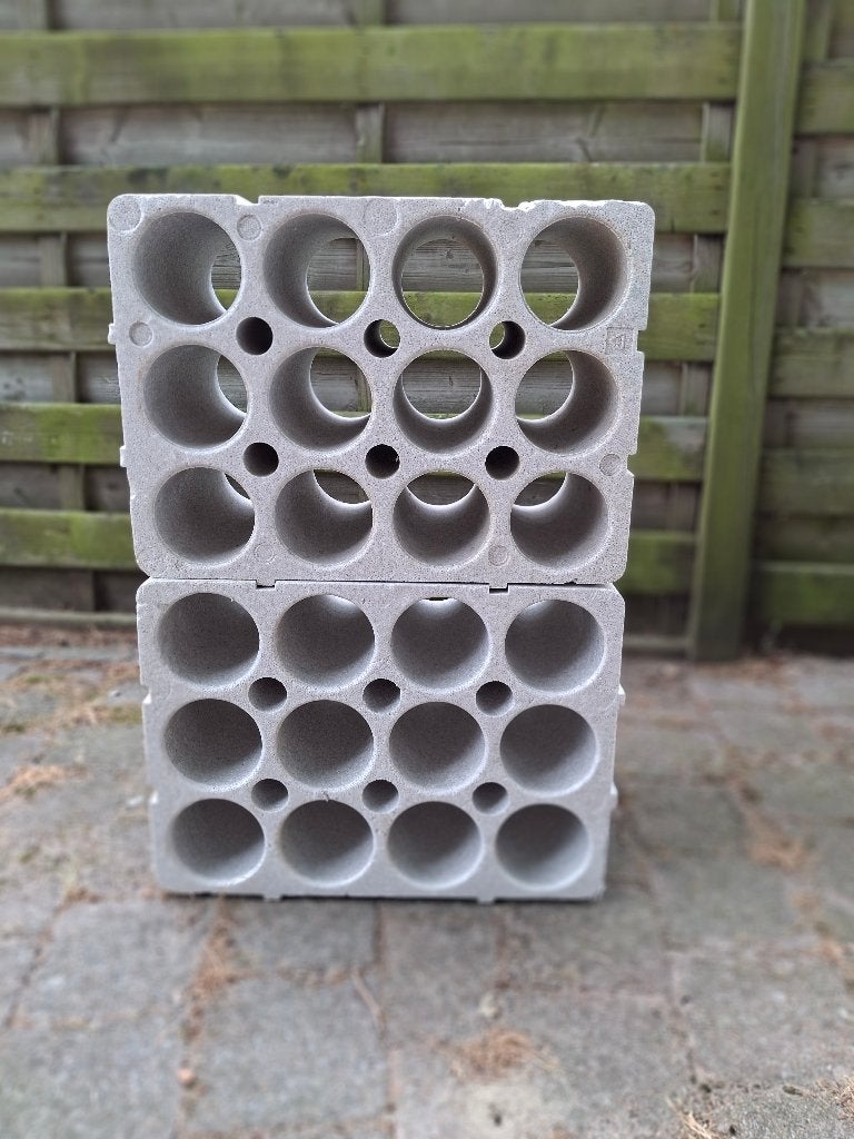 Wijnrek isolerend stapelbaar grijs, Ophalen, Kunststof, Gebruikt, 5 tot 15 flessen