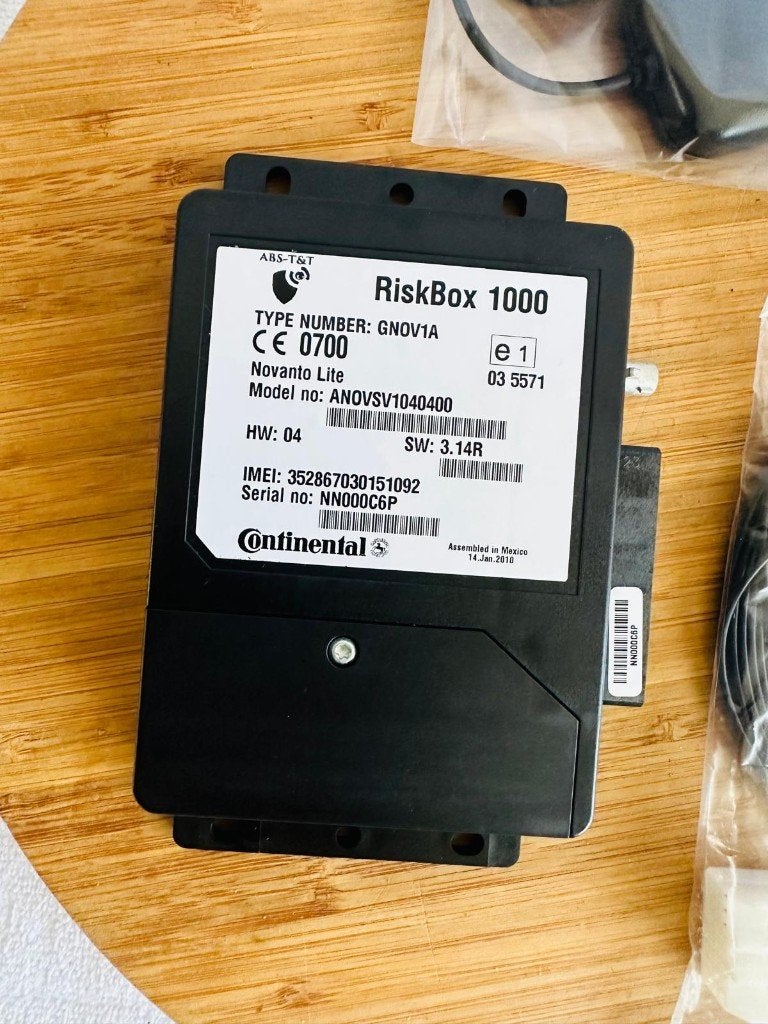 Traceur GPS Continental RiskBox 1000 – NEUF – 5 €, Enlèvement ou Envoi, Neuf
