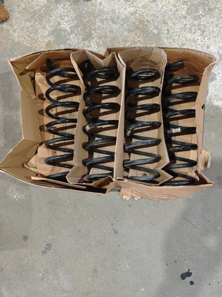 Ressorts origine BMW, Enlèvement