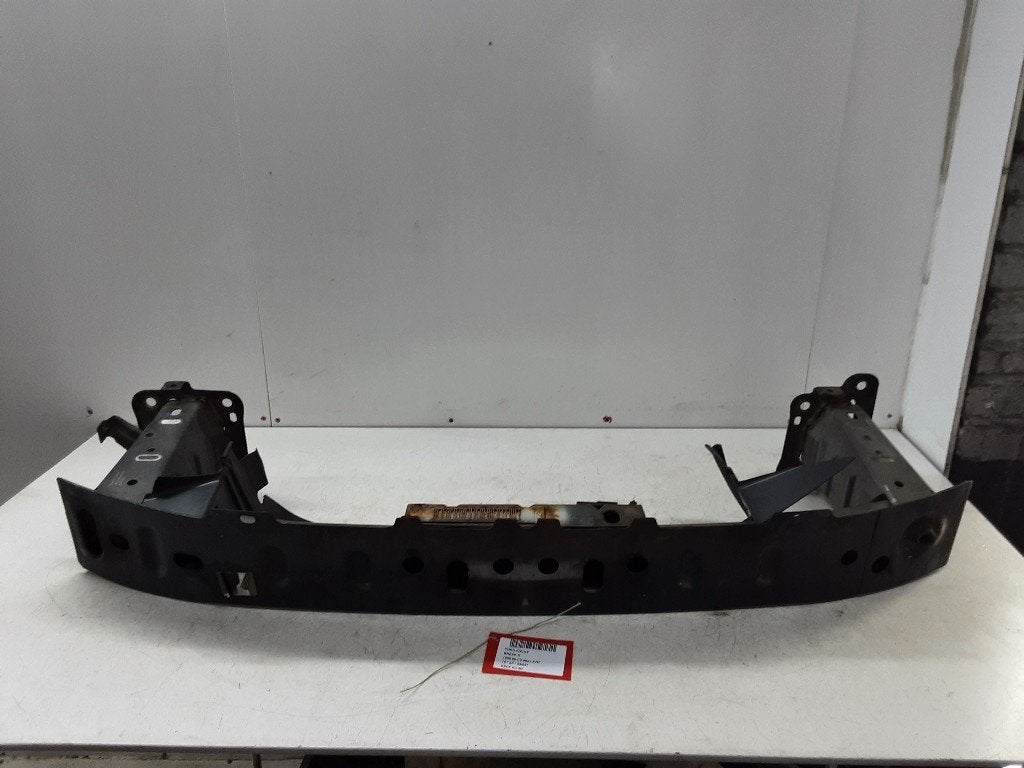 RENFORT PARE CHOC AVANT (TRAVERSE) Ford Focus 2 Wagon, Autos : Pièces & Accessoires, Mevr. I. Hauben, Rue de l'Espoir 34 34
4030  GRIVEGNÉE, BE