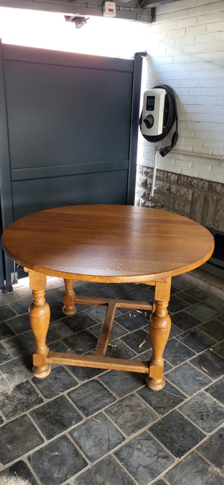 Table en chêne massif ronde avec rallonge, Antiquités & Art, Enlèvement