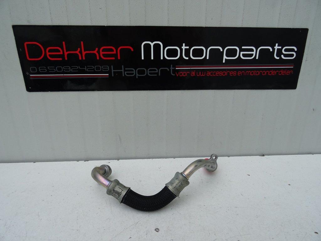 Rechter Olie Koeler leiding Yamaha YZF R1 2015-2016-2017 >, Motoren, Accessoires | Overige, Ophalen of Verzenden, -, -, -