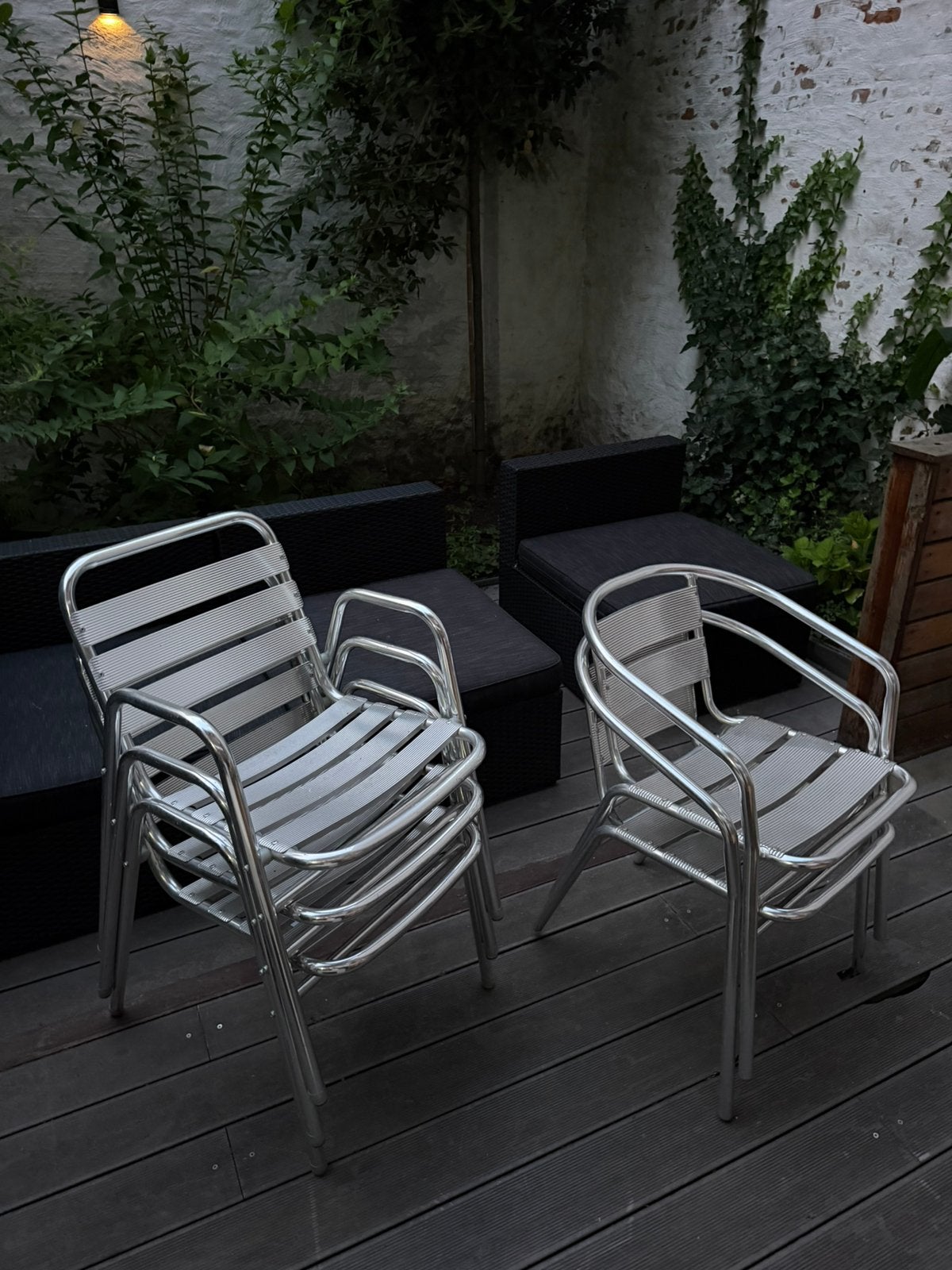 Set van 5 aluminium tuinstoelen 2 ronde 3 hoekige stapelbaar, Tuin en Terras, Ophalen, Zo goed als nieuw, Aluminium, Stapelbaar