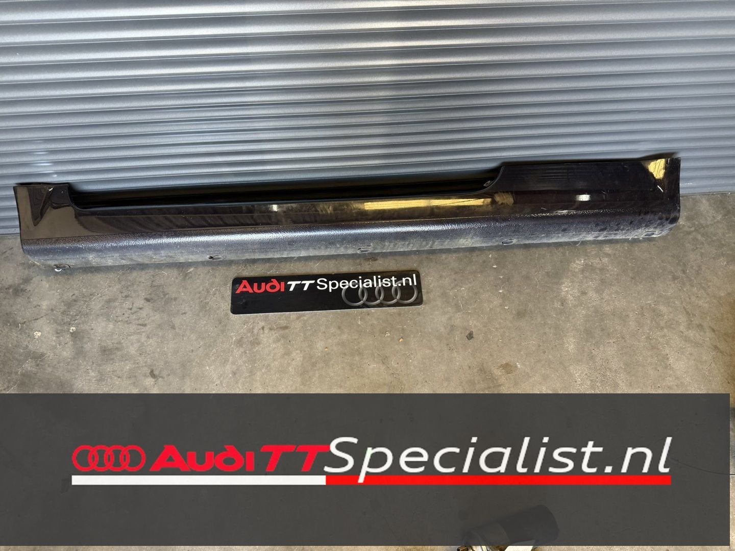 Dorpel/kokerbalk links zwart Audi TT MK1 1998-2006, -, Origine de la pièce connue, Audi, Enlèvement