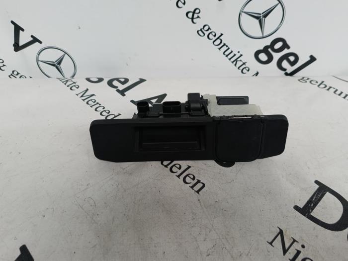 Handgreep Achterklep van een Mercedes Vito, Auto-onderdelen, Gebruikt, -, Ophalen of Verzenden, -
