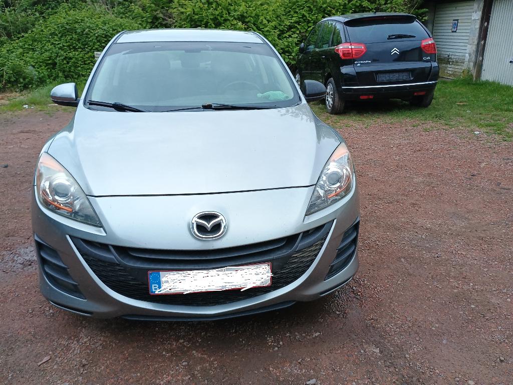 Mazda 3 Highline Sedan, Auto's, Mazda, Zwart, 4 cilinders, Leder en Stof, 124 g/km