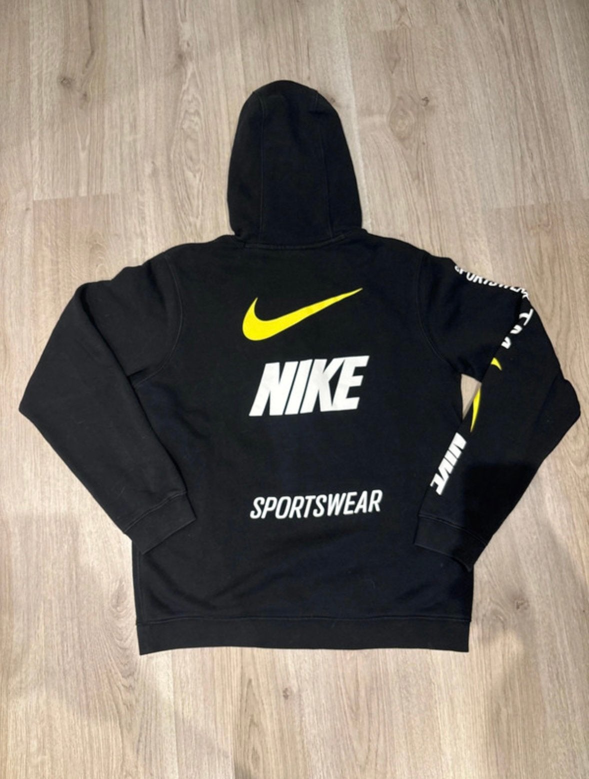 Nike sportswear TM NSW swoosh hoodie zwart M, Ophalen of Verzenden, Zo goed als nieuw, Maat 48/50 (M), Zwart