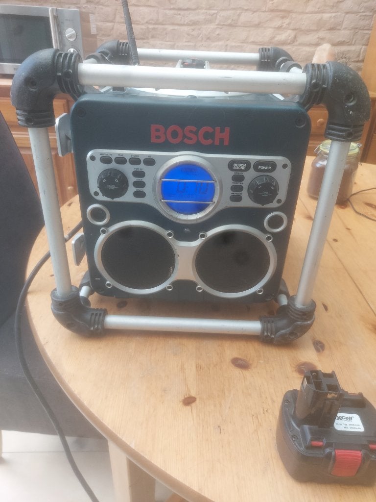 Radio de chantier bosch, Enlèvement, Radio