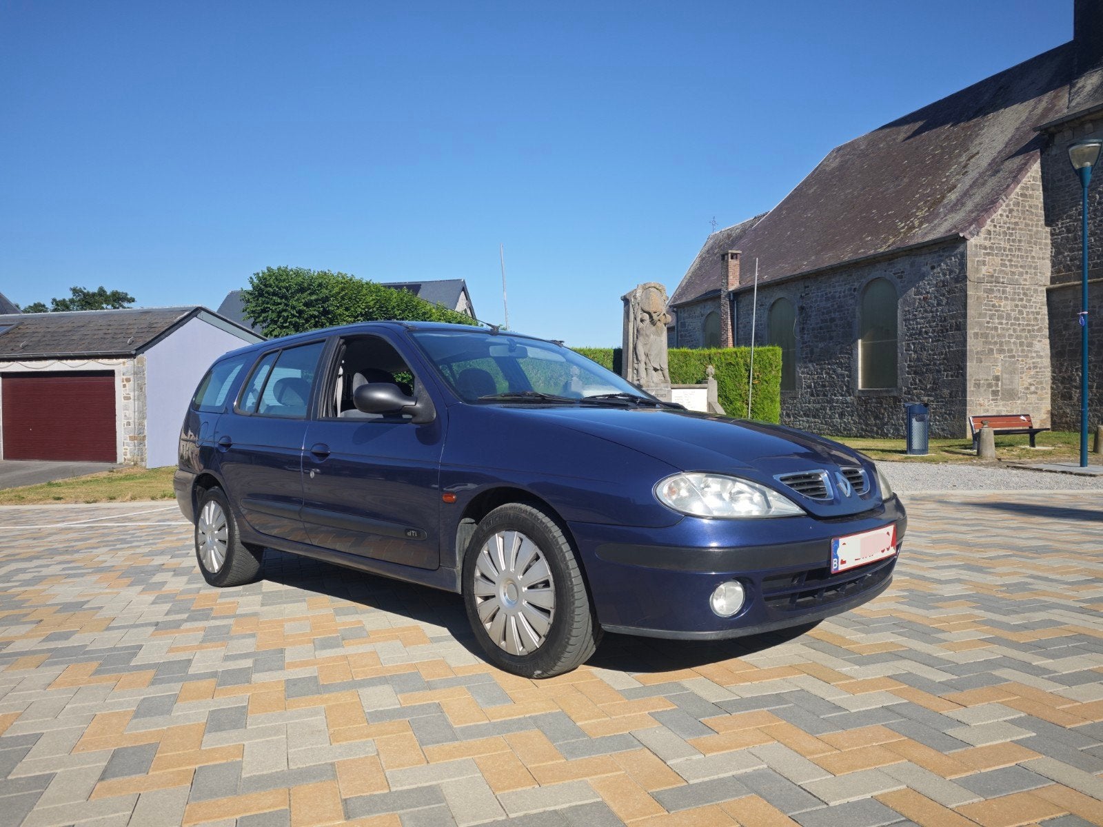 Renault prête a immatriculé diesel 0470/13.31.03, Autos, Renault, Achat, 140 g/km, Boîte manuelle, 5 portes