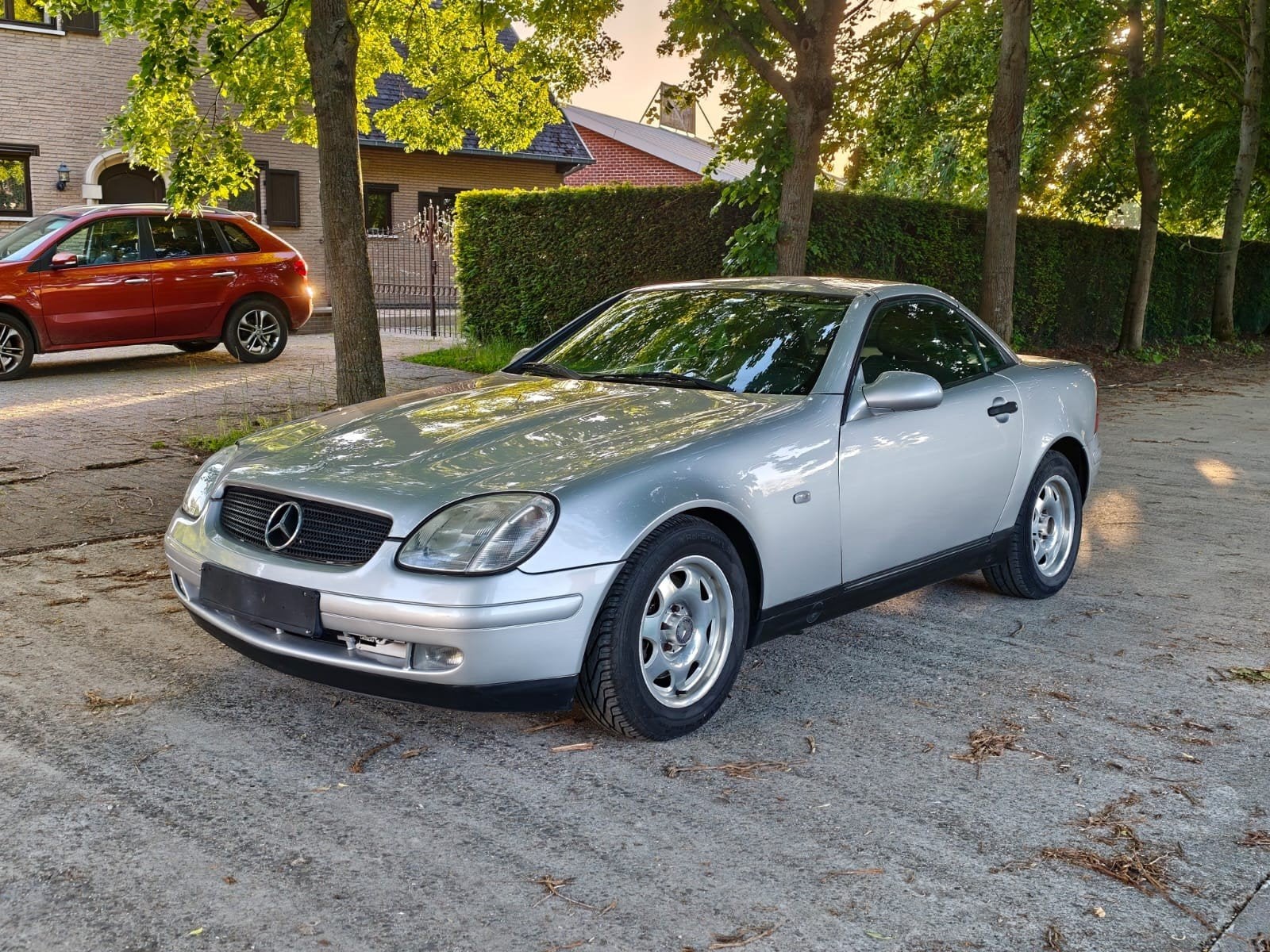 Mercedes SLK 200 – Cabriolet – 1999 – 103.000 km
Magnifique, Autos, Argent ou Gris, Achat, Vitres électriques, Entreprise