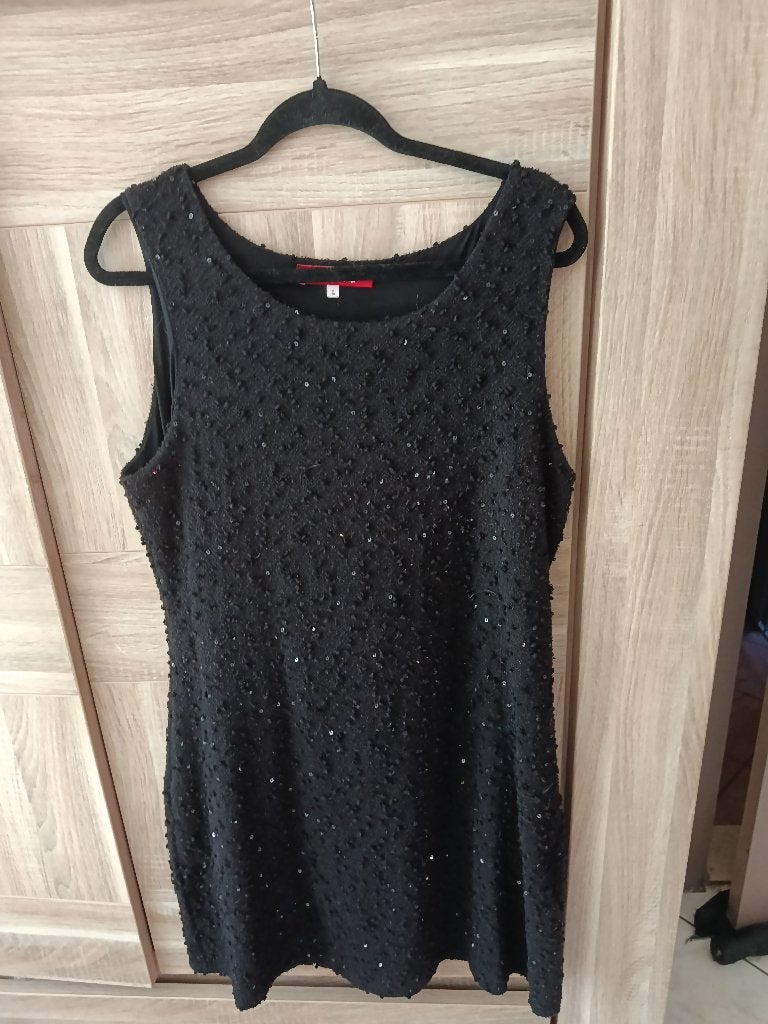 zomerjurk paprika maat L (doos zomerkleedjes 2026), Kleding | Dames, Jurken, Zwart, Maat 42/44 (L), Ophalen of Verzenden, Zo goed als nieuw