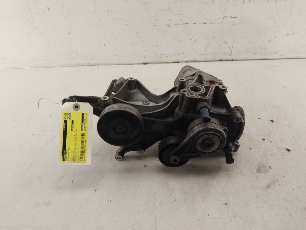 BOITIER FILTRE HUILE Audi A4 Avant (B8) (|06H903143H|), Auto-Union-Straße  1,
85057  Ingolstadt, DE, Info@audi.de, Audi, Utilisé