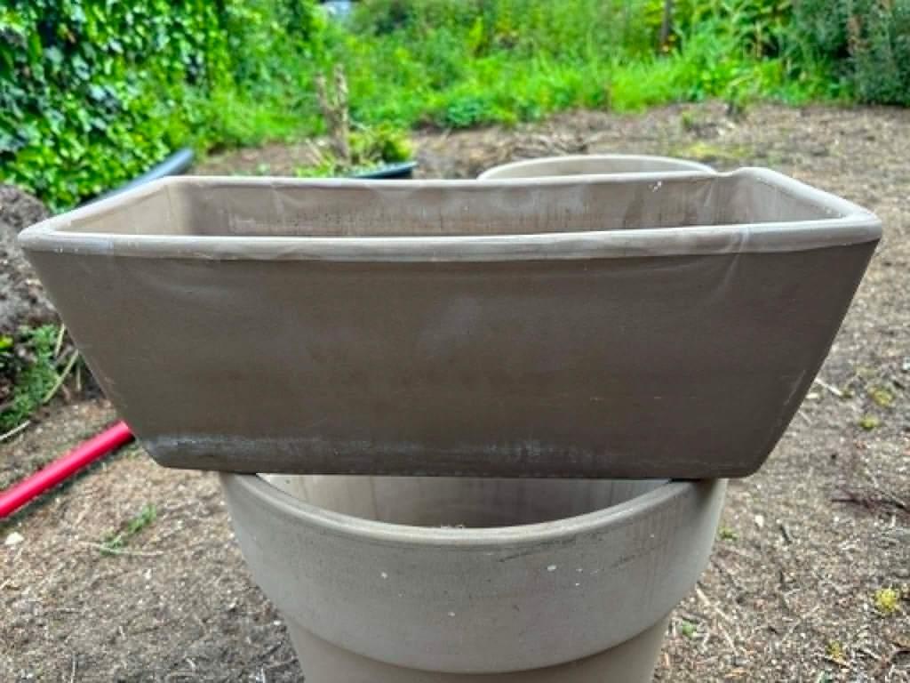 Bloempotten van Deroma, Tuin en Terras, Bloempotten, Ophalen, Steen, Gebruikt, Minder dan 40 cm