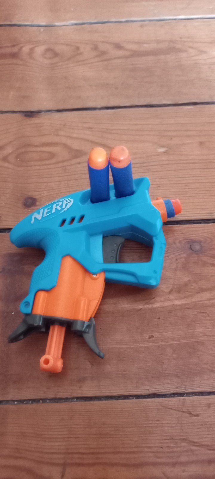 pistolet Nerf Nanofire de couleur bleue, Enlèvement, Comme neuf