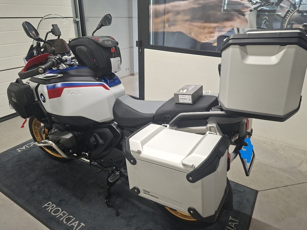 BMW R 1300 GS ADV TROPHY – FULL OPTION – DIRECT BESCHIKBAAR, Handvatverwarming, 2 cilinders, Nieuw, Motorrijbewijs A