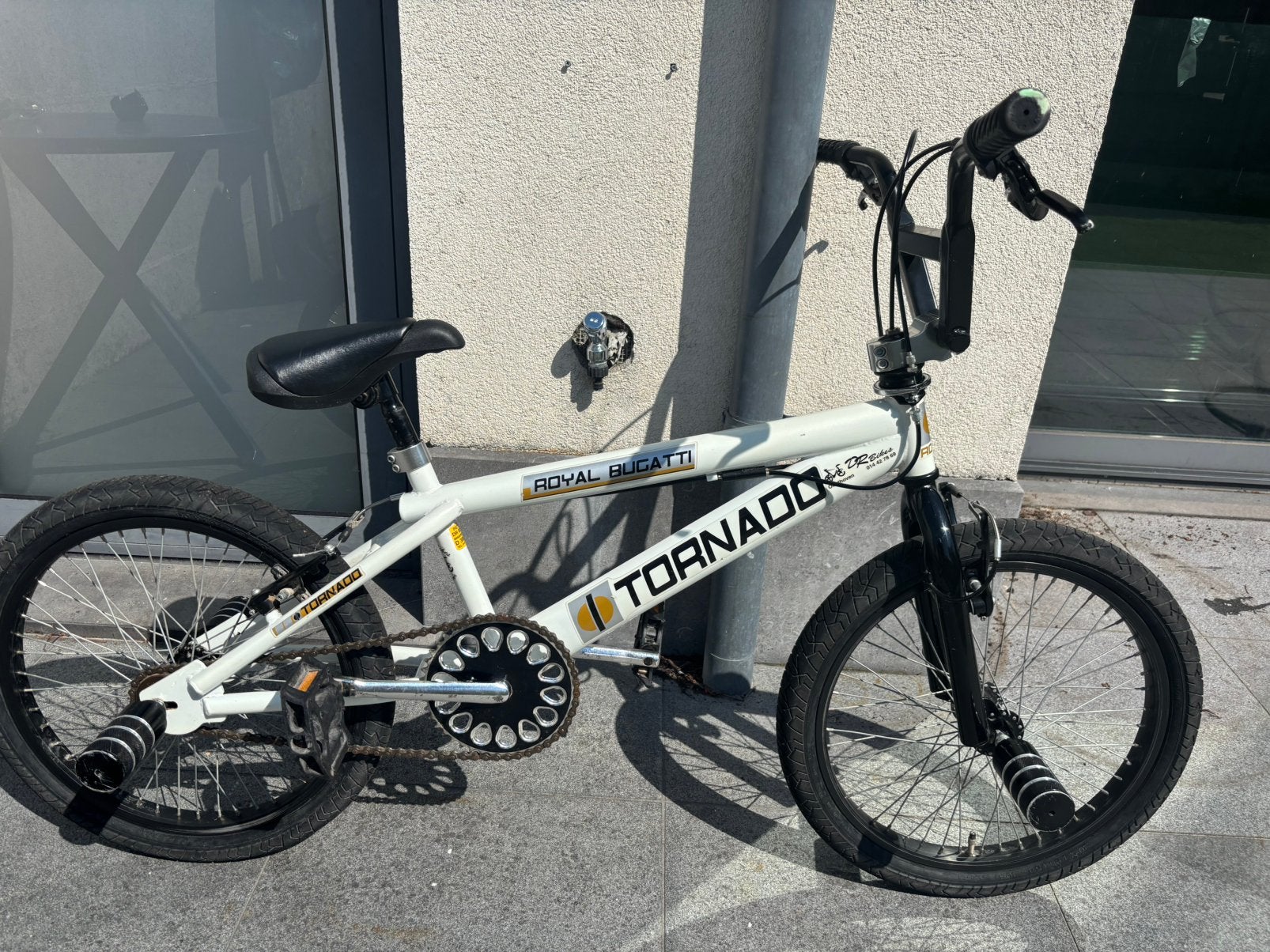 Stunt bmx buggati, Ophalen, Gebruikt