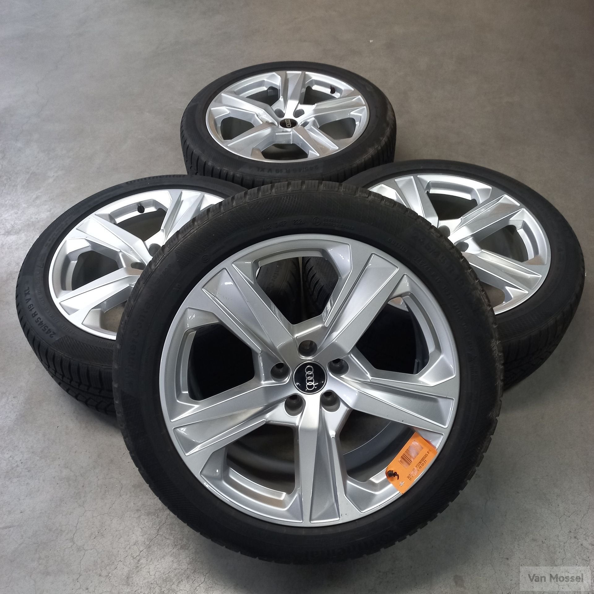 Audi A6 Continental Wintercontact TS850P 245/45/R19 102V, 19 inch, -, -, Banden en Velgen