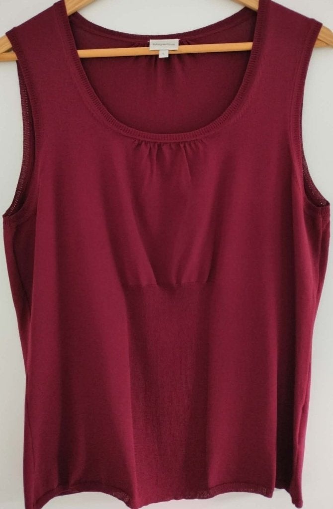 Mooie top Mayerline Large, stretcht enorm, Kleding | Dames, Topjes, Mayerline, Maat 42/44 (L), Ophalen of Verzenden, Zo goed als nieuw
