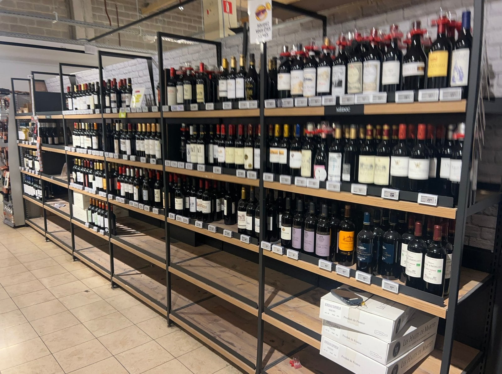 set van 2 displays (wijnrek) in status9 px 70euro per stuk, Ophalen of Verzenden, Dranken